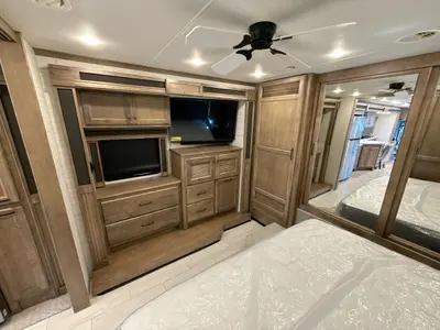 2026 Tiffin Motorhomes Allegro Red photo 37
