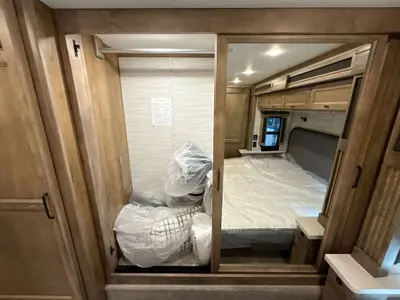 2026 Tiffin Motorhomes Allegro Red photo 26