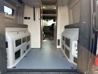 2027 Winnebago Revel photo 18