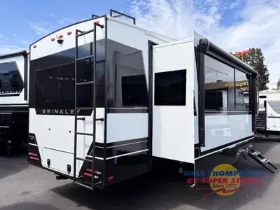 2026 Brinkley Model Z photo 4