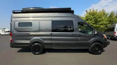 2019 Benchmark Vehicles Transit HR 4X4 photo 3
