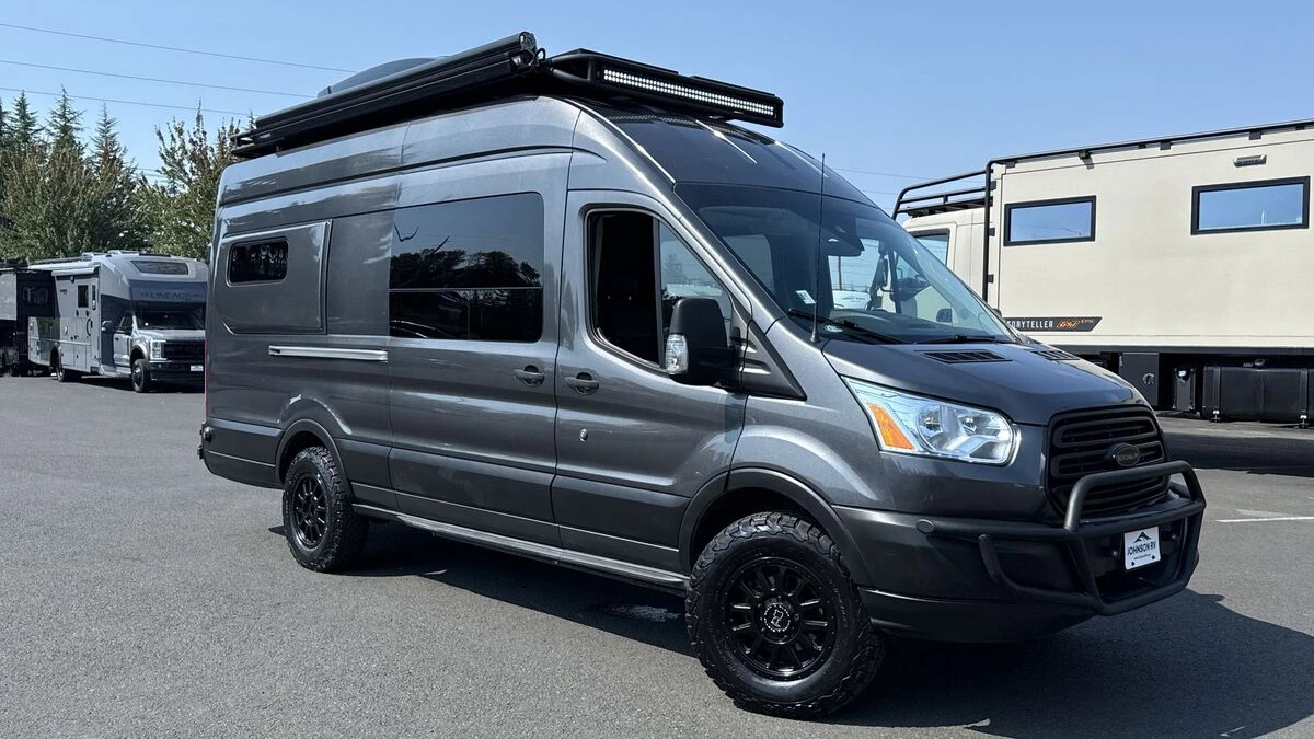 2019 Benchmark Vehicles Transit HR 4X4 exterior