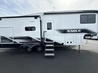 2025 Jayco Eagle photo 10