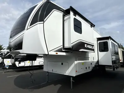 2025 Jayco Eagle photo 5