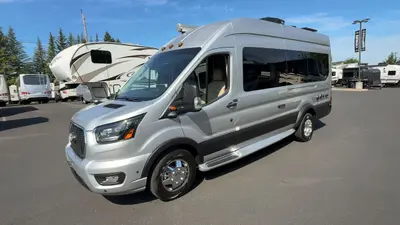 2027 Jayco Solstice photo 8