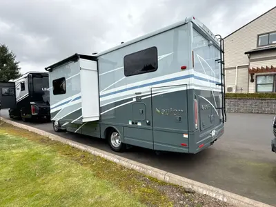 2025 Winnebago Navion photo 7