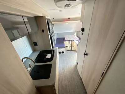 2021 Winnebago Hike photo 27