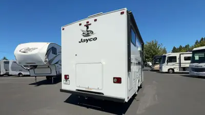 2026 Jayco Redhawk SE photo 3