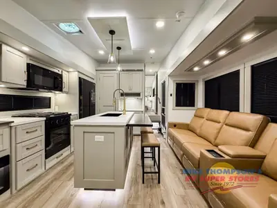 2026 Brinkley Model Z photo 21