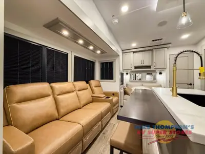 2026 Brinkley Model Z photo 6