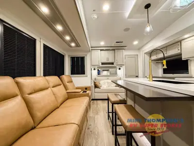 2026 Brinkley Model Z photo 7