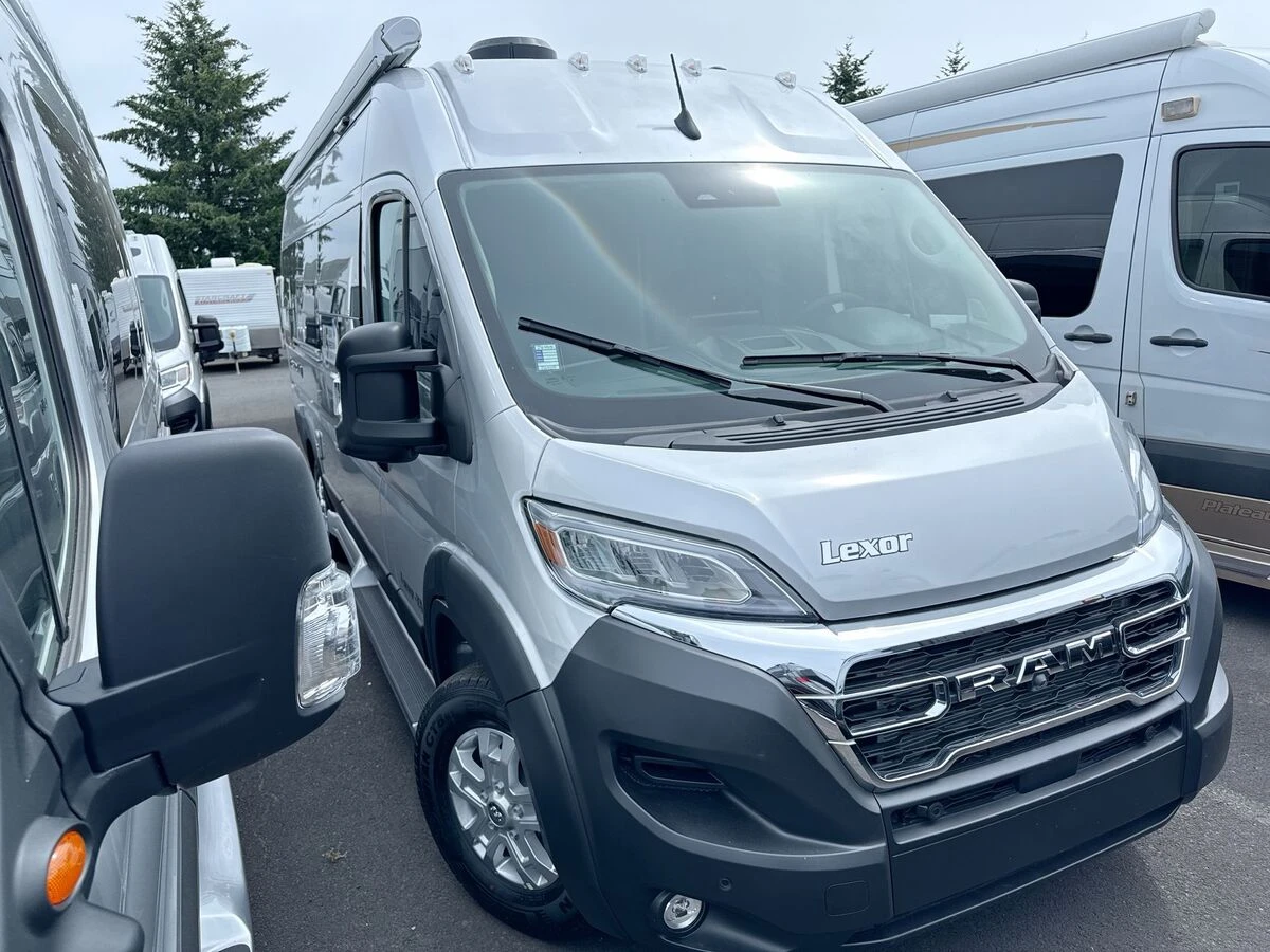 2027 Pleasure Way Lexor exterior