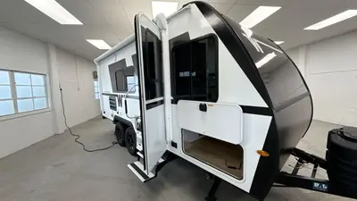 2026 Winnebago Micro Minnie photo 5