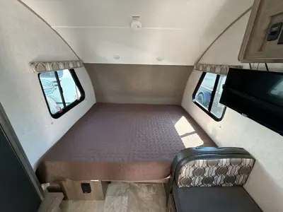 2019 Forest River R-Pod photo 32