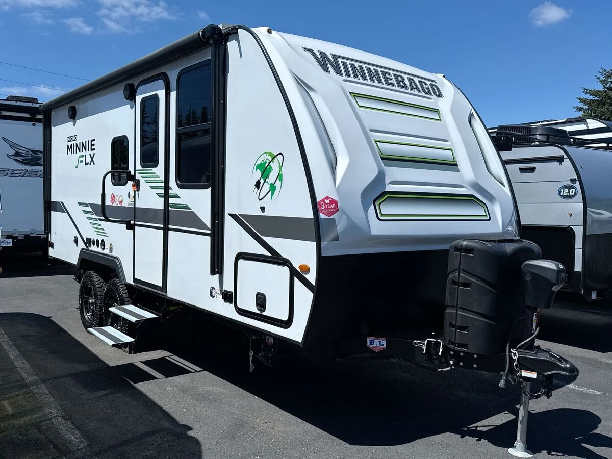 2022 Winnebago Micro Minnie exterior