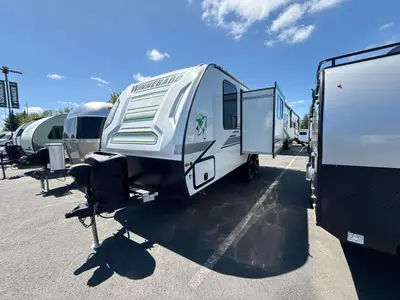 2022 Winnebago Micro Minnie photo 5