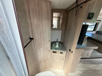 2022 Winnebago Micro Minnie photo 29