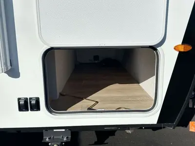 2027 Winnebago Micro Minnie photo 7