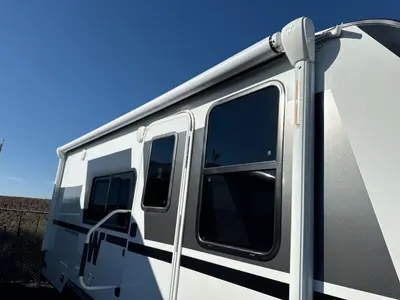 2027 Winnebago Micro Minnie photo 4