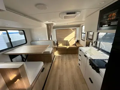 2027 Winnebago Micro Minnie photo 23