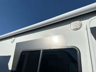 2027 Winnebago Micro Minnie photo 5