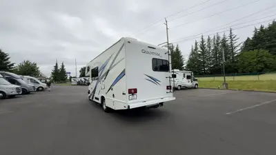 2023 Thor Motor Coach Quantum photo 3