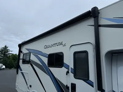 2023 Thor Motor Coach Quantum photo 12