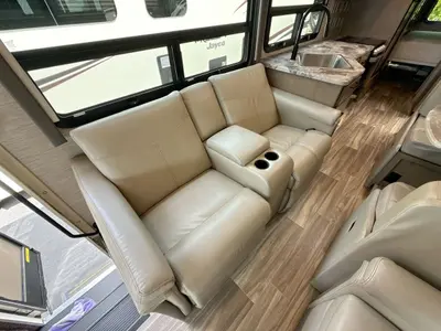 2021 Thor Motor Coach A.C.E. photo 26