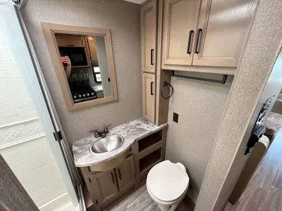 2021 Thor Motor Coach A.C.E. photo 34
