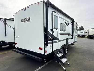 2023 Coachmen Northern Spirit photo 9
