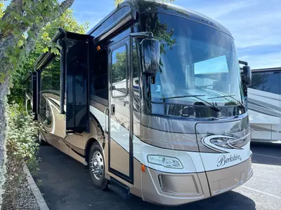 Used 2016 Forest River Berkshire 40BH