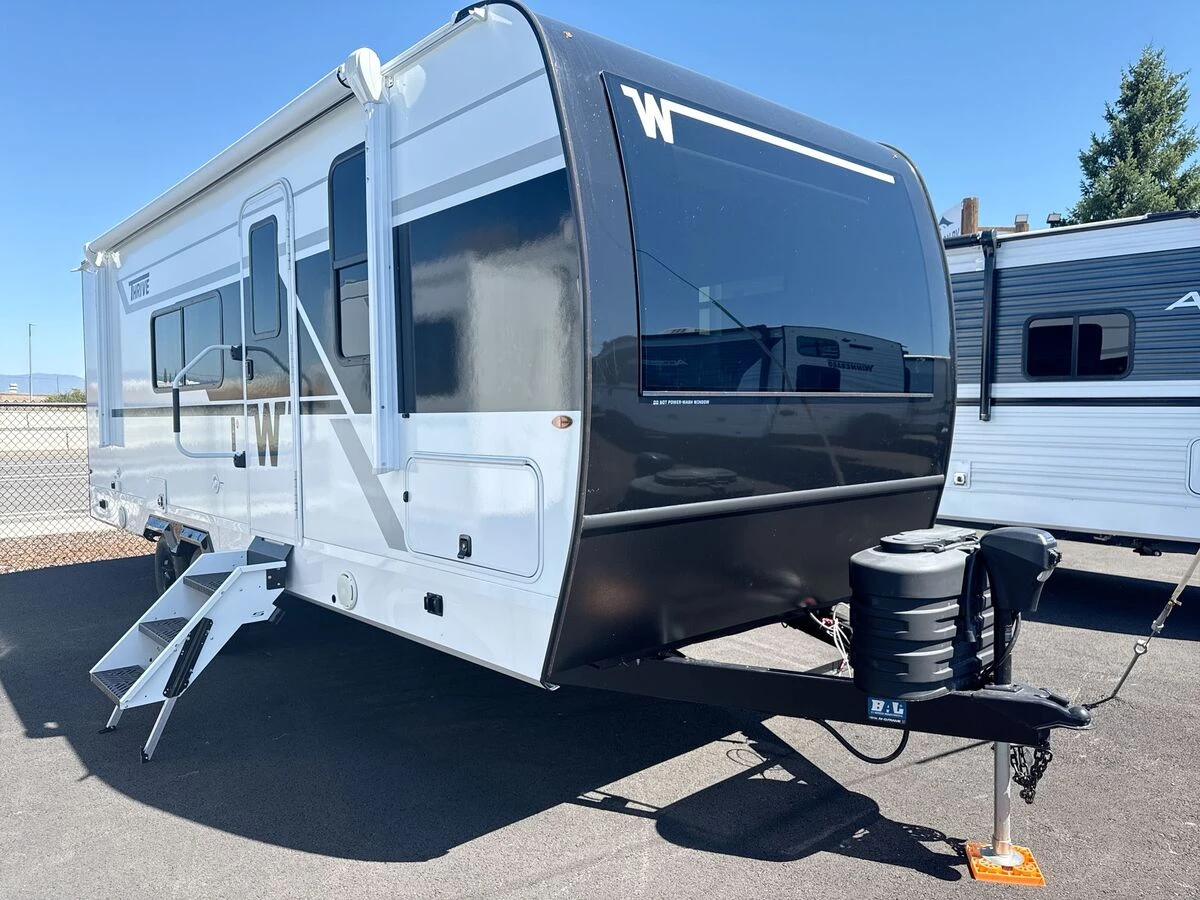 2026 Winnebago Thrive exterior