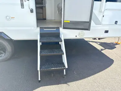 2026 Winnebago Thrive photo 6