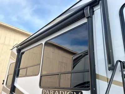 2021 Alliance RV Paradigm photo 4