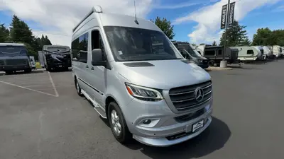 2020 Airstream Tommy Bahama Interstate photo 7