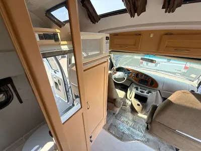 2004 Pleasure Way Excel photo 14