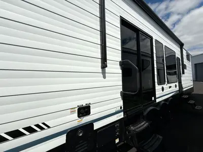 2026 Forest River Salem Villa photo 10