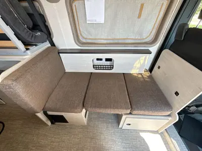 2027 Winnebago Solis photo 32