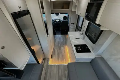 2024 Pleasure Way Plateau XLTS photo 40