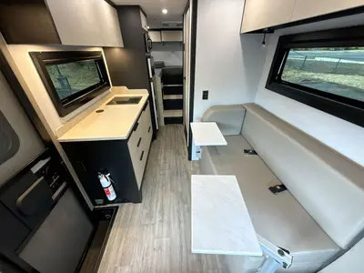2027 Tiffin Motorhomes Open Trail photo 42