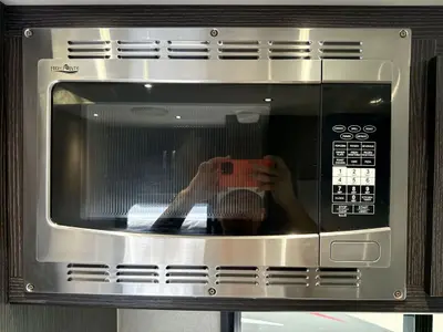 2020 Dynamax Corp Isata 3 Series photo 26