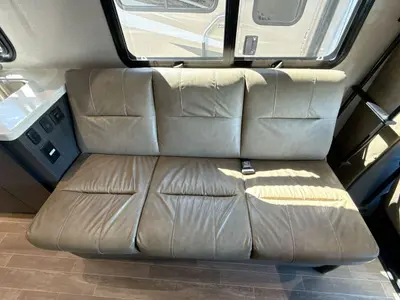 2020 Dynamax Corp Isata 3 Series photo 20