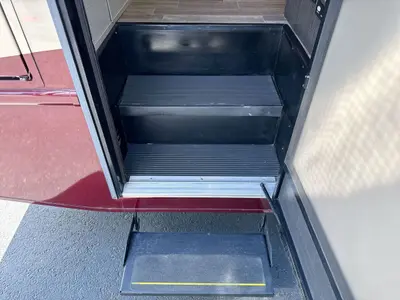 2020 Dynamax Corp Isata 3 Series photo 14