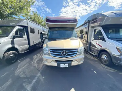 2020 Dynamax Corp Isata 3 Series photo 4