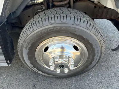 2018 Thor Motor Coach Four Winds photo 11