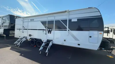 2027 Winnebago Thrive photo 10