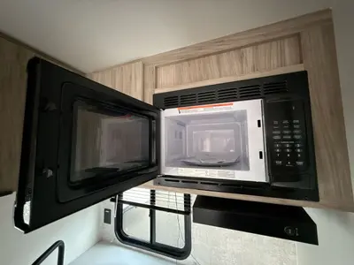 2025 Winnebago Access photo 27
