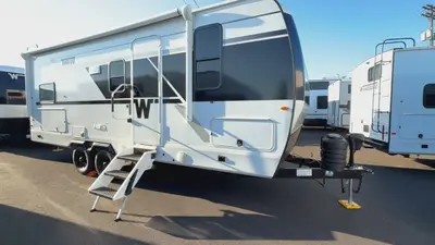 2027 Winnebago Thrive photo 3