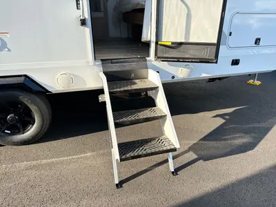 2027 Winnebago Thrive photo 14