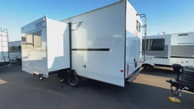 2027 Winnebago Thrive photo 7